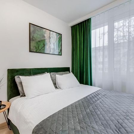 Stylish Apartment In Zverynas Vilnius Luaran gambar