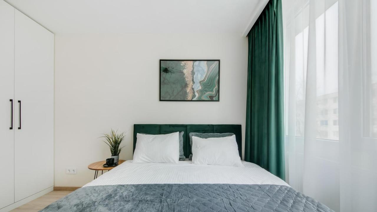 Stylish Apartment In Zverynas Vilnius Luaran gambar