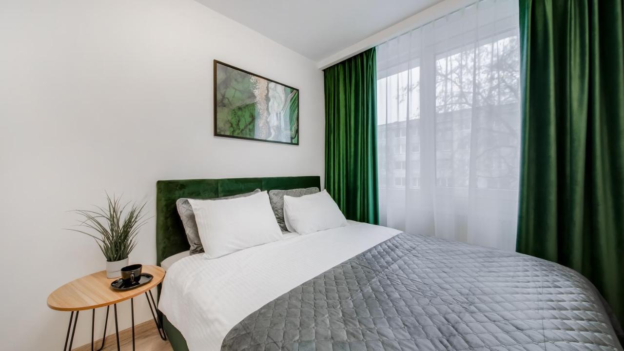 Stylish Apartment In Zverynas Vilnius Luaran gambar
