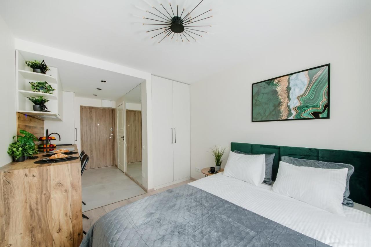 Stylish Apartment In Zverynas Vilnius Luaran gambar