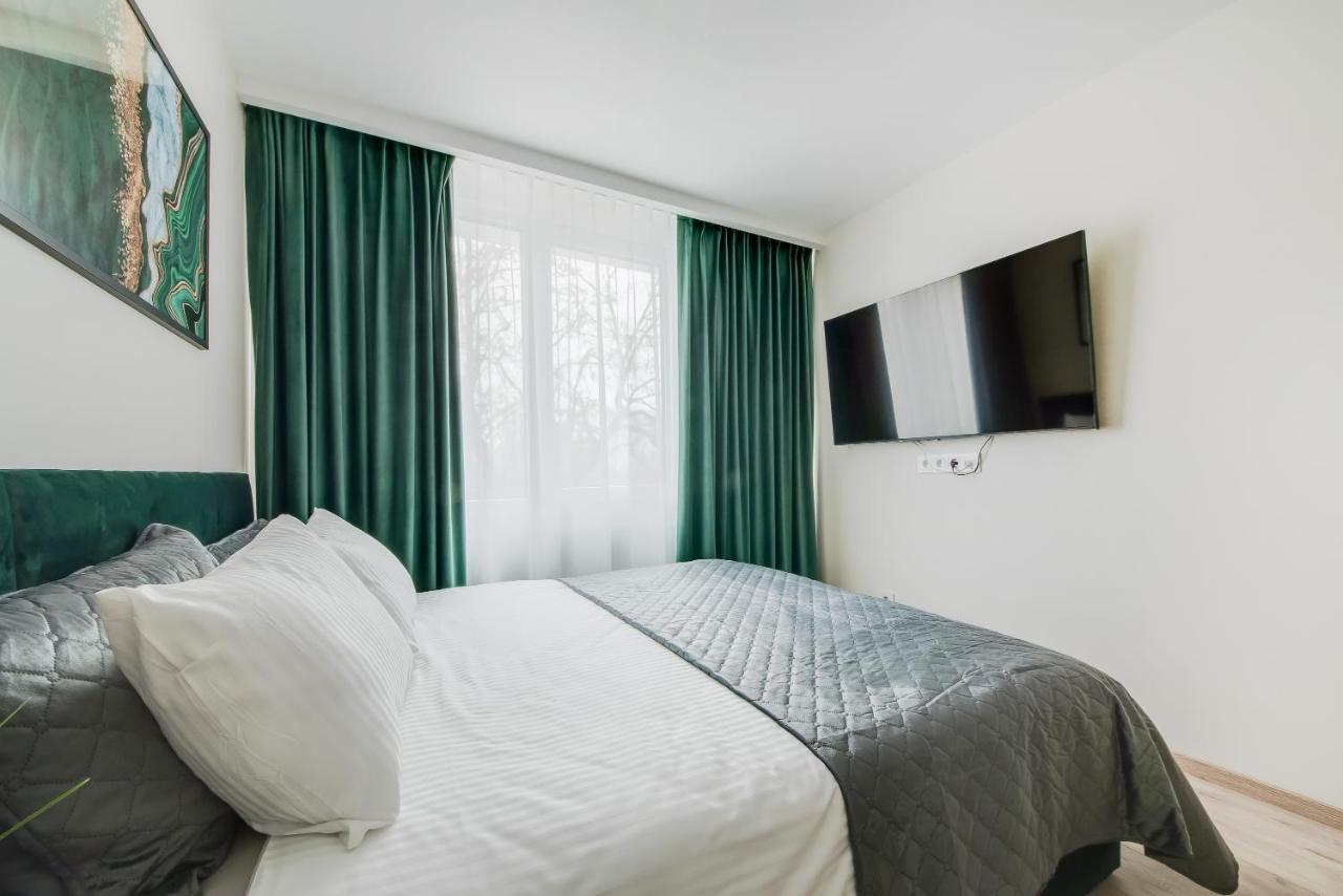 Stylish Apartment In Zverynas Vilnius Luaran gambar