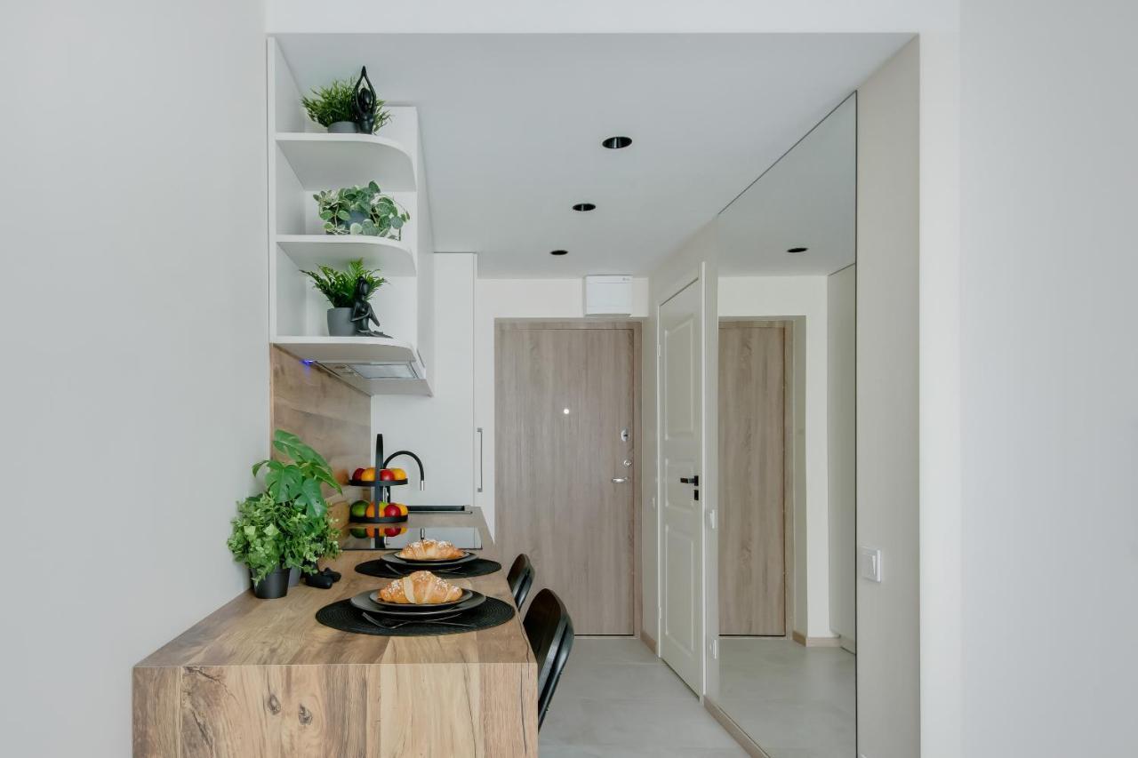 Stylish Apartment In Zverynas Vilnius Luaran gambar